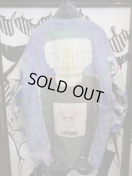 画像2: 【USED】W.I.A(ダブリューアイエー)グラフィック総柄ビッグMA-1ジャケット (2)