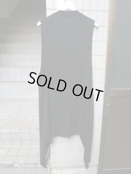 画像2: 【USED】JULIUS(ユリウス)黒カッティングデザインロングジレ (2)