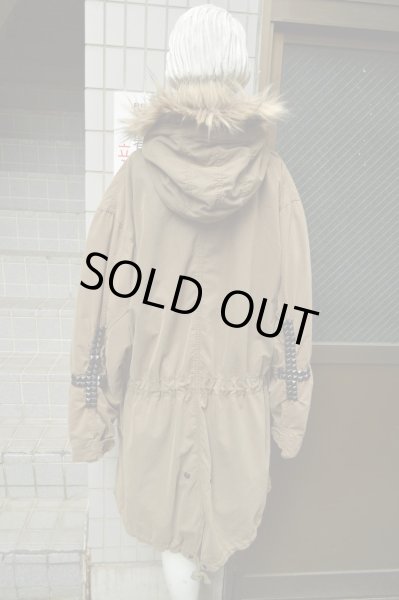 画像2: 【USED】INTER SECTION(インターセクション)カーキスタッズ装飾モッズコート (2)