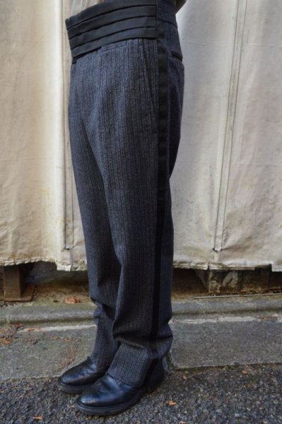 画像2: 【USED】DOLCE&GABBANA(ドルチェ＆ガッバーナ)カマーバンド装飾ストライプ柄ウール地スラックス (2)