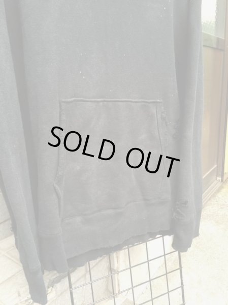 画像5: 【my beautiful landlet マイビューティフル ランドレット】黒ダメージ＆ブリーチ加工スウェットパーカー (5)