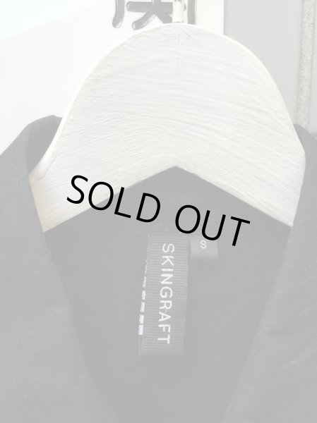 画像5: 【SKINGRAFT スキングラフト】裾刺繍ロングシャツ (5)