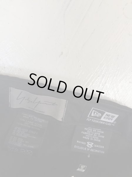 画像5: 【Yohji Yamamoto POUR HOMME×NEW ERA ヨウジヤマモト プールオム×ニューエラ】ロゴ刺繍キャップ (5)