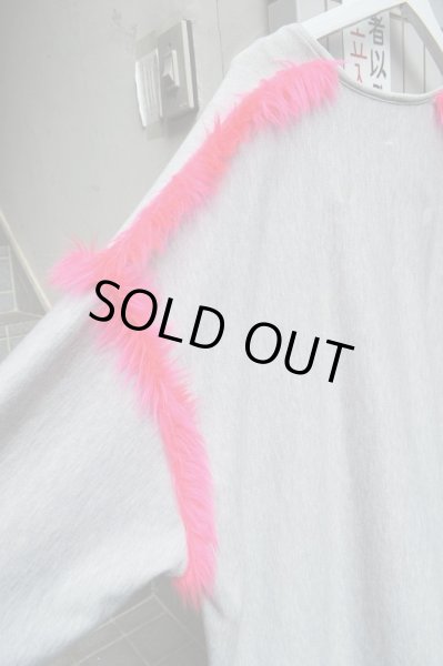 画像4: 【BALMUNG バルムング】グレー×ピンクファーラインビッグスウェット (4)