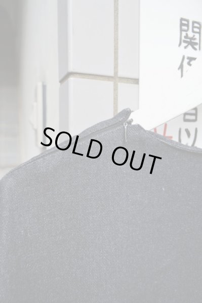 画像4: 【rotates&rotates】濃紺×黒切替デザインプルオーバーデニムトップス (4)