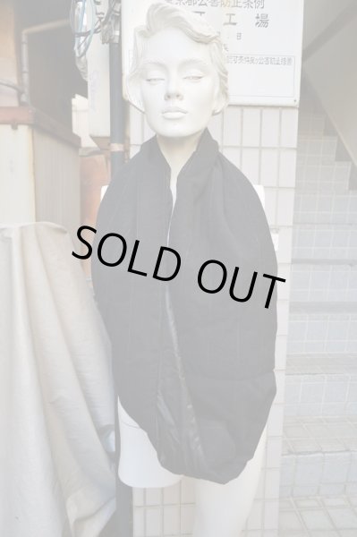 画像4: 【my beautiful landlet マイビューティフルランドレット】黒ウール地中綿入りスヌード (4)