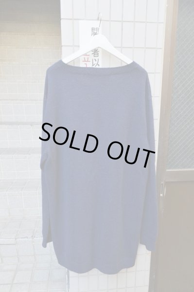 画像2: 【DRESSEDUNDRESSED ドレスドアンドレスド】ネイビーダメージ加工オーバーサイズニット (2)