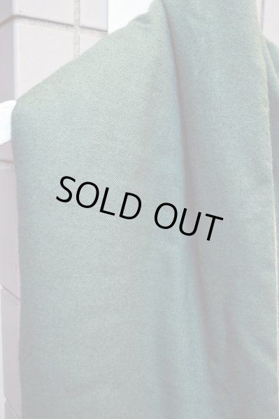 画像2: 【my beautiful landlet マイビューティフル ランドレット】グリーンウール地中綿入りスヌード (2)