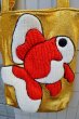 画像2: 【RYOTA MURAKAMI】ゴールド金魚モチーフニットトートバッグ (2)