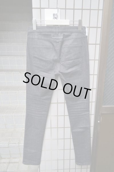 画像2: 【MM6 エムエムシックス マルタンマルジェラ】ブラックデニムスキニーパンツ (2)