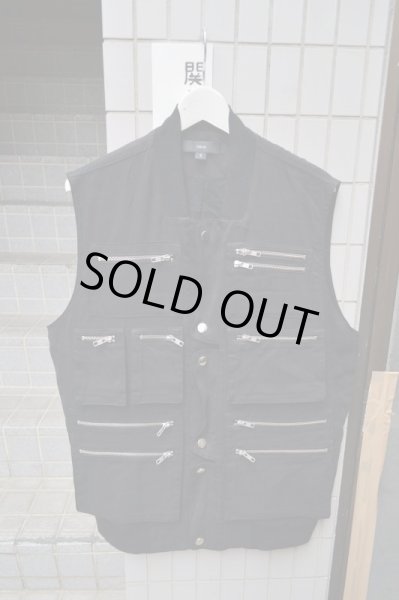 画像2: 【STOLEN GIRLFRIENDS CLUB ストールンガールフレンズクラブ】ジッパーデザインノースリーブジャケット (2)