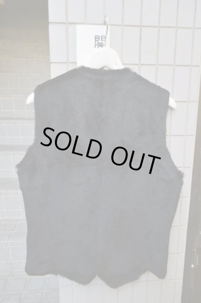 画像2: 【Kyoji Maruyama キョウジマルヤマ】ラビットファーノースリーブジャケット (2)