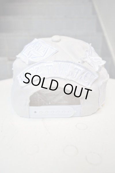 画像4: 【KTZ ココントウザイ】白パッチ装飾キャップ (4)