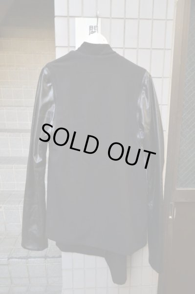 画像2: 【RAD BY RAD HOURANI ラッド バイ ラッドハウラニ】袖切替デザイントランスフォームジャケット (2)