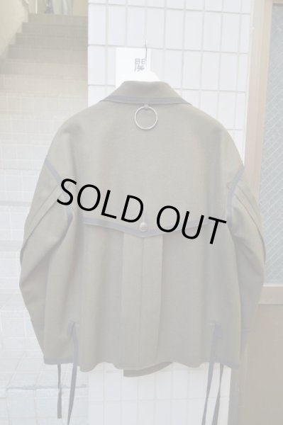 画像2: 【JUVENILE HALL ROLLCALL ジュベナイル ホール ロールコール】カーキテーピング装飾メルトンPコート (2)