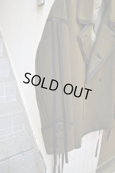 画像3: 【JUVENILE HALL ROLLCALL ジュベナイル ホール ロールコール】カーキテーピング装飾メルトンPコート (3)