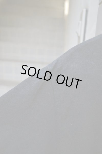 画像4: 【UNDER COVER アンダーカバー】黒×赤アナーキープリントTシャツ (4)