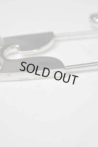 画像5: 【99%IS ナインティナインパーセントイズ】スタッズ安全ピン型ビッグキーホルダー (5)