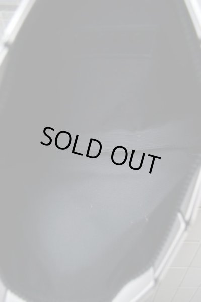 画像4: 【BAOBAO ISSEY MIYAKE バオバオ イッセイミヤケ】クラッチバッグ 白 (4)