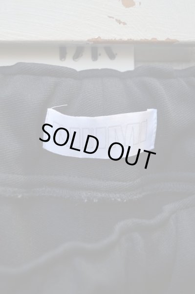 画像5: 【NIIMI ニーミ】フリルラインショートパンツ 黒 (5)