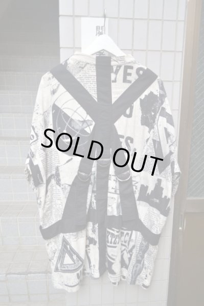 画像2: 【KTZ ココントウザイ】総柄パラシュートビッグＴシャツ (2)