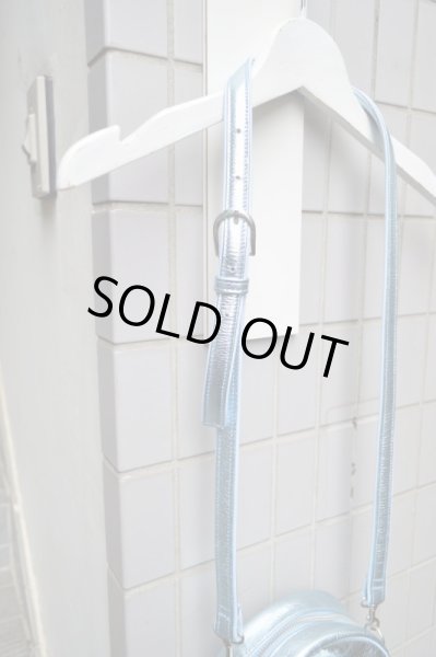 画像4: 【G.V.G.V ジーヴィジーヴィ】レザー×ラビットファーサークル型2waysショルダーバッグ (4)