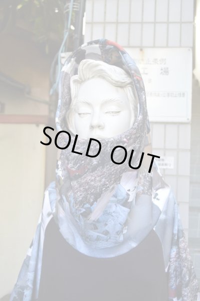 画像2: 【BALMUNG バルムング】黒×総柄切替ハイネックトレーナー (2)