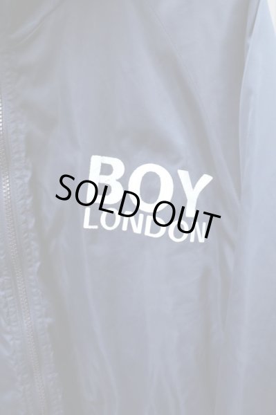 画像4: 【BOY LONDON ボーイロンドン】ロゴプリントフードブルゾン (4)
