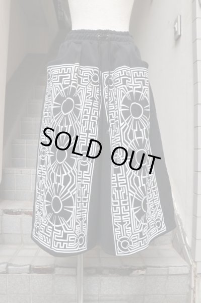 画像6: 【ZOMU×kakuremi ゾム×カクレミ】グラフィック柄ワイドイージーパンツ (6)