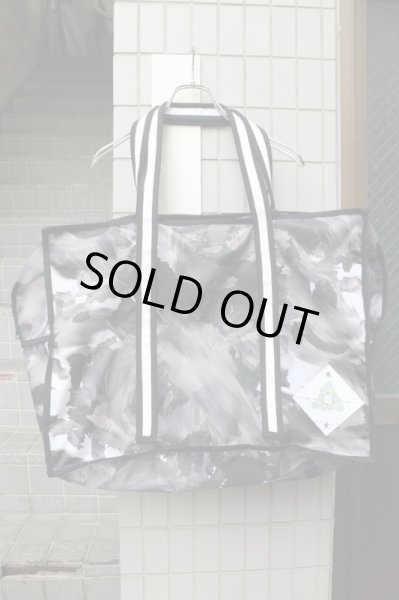 画像2: 【BALMUNG バルムング】グラフィック総柄ボストンバッグ (2)