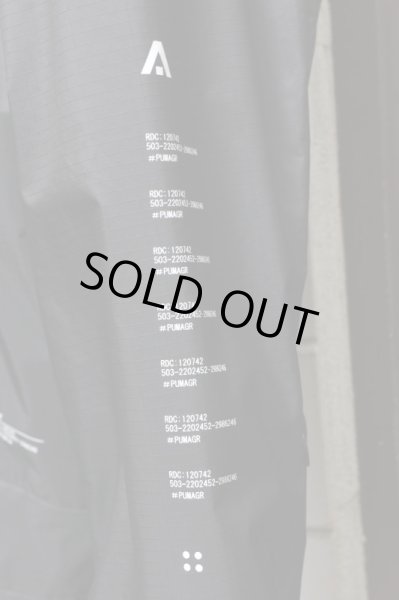 画像4: 【PUMA×GraphersRock プーマ グラファーズロック】グラフィック柄マウンテンパーカー ブラック (4)