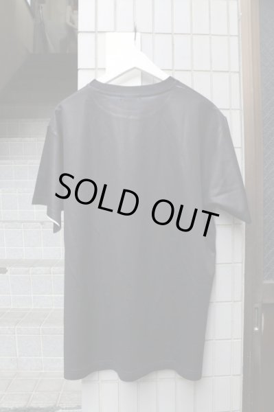 画像2: 【daisuke shimura ダイスケシムラ】絵画調グラフィックプリントTシャツ (2)