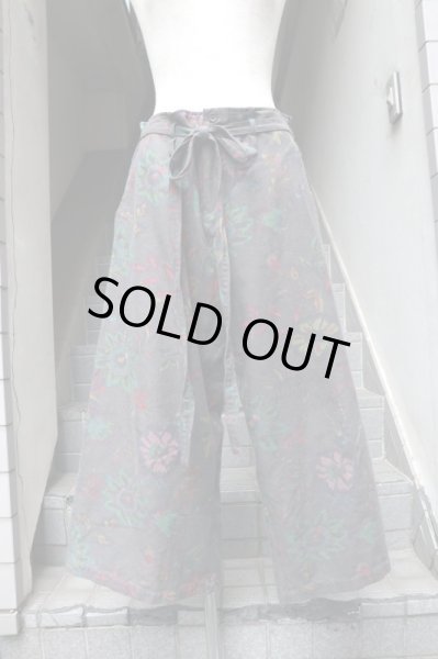 画像6: 【Y's YOHJI YAMAMOTO ワイズ ヨウジヤマモト】フラワーペイント柄クロップドワイドパンツ (6)