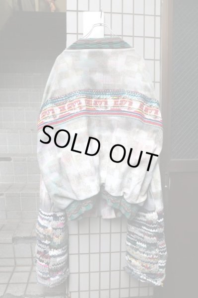 画像2: 【bodysong ボディーソング】コモンスリーブグラフィック柄ボンバーブルゾン (2)