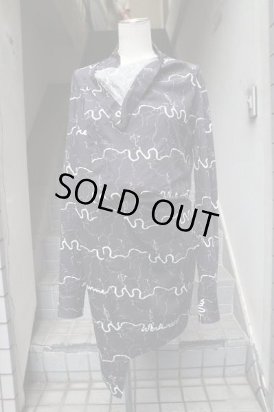 画像8: 【Vivienne Westwood MAN ヴィヴィアンウエストウッド マン】総柄オーバーラップデザインシャツ (8)