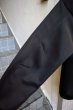 画像4: 【chloma クロマ】uraüny ロゴ刺繍モックネックプルオーバートップス ブラック  (4)