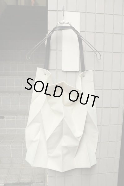 ISSEY MIYAKE(イッセイミヤケ)の通販と買取。古着屋ANTON。
