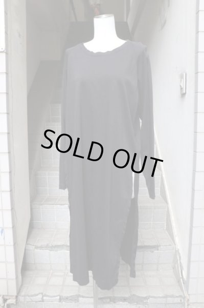 画像8: 【BISHOOL ビシュール】スリット入りロング丈カットソー (8)