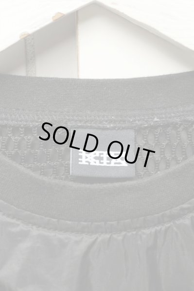 画像6: 【KTZ ココントウザイ】ナイロン×メッシュ地レイヤーデザイントップス (6)