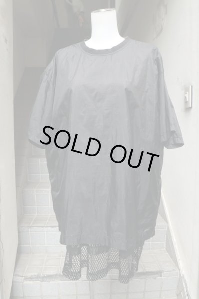 画像7: 【KTZ ココントウザイ】ナイロン×メッシュ地レイヤーデザイントップス (7)