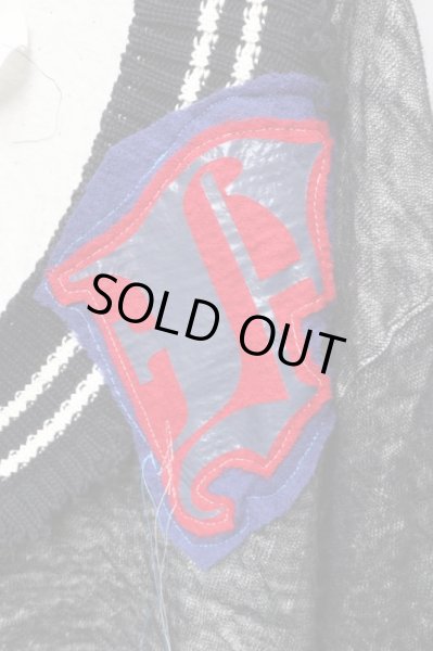 画像4: 【NOZOMI ISHIGURO Haute Couture ノゾミイシグロ】パッチ装飾Vネックニット (4)