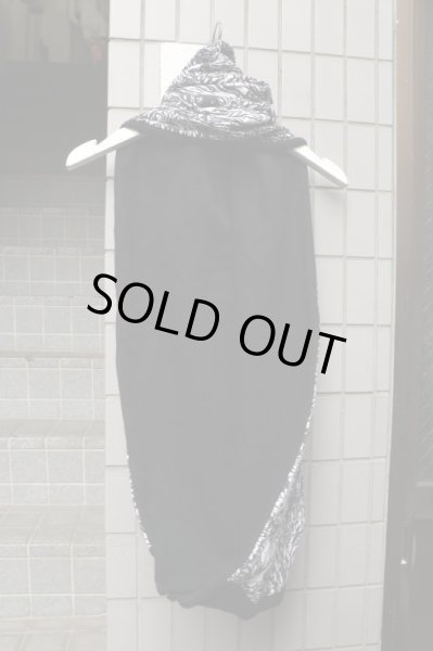 画像3: 【M:E エムイー】ジッパー付きグラフィック柄スヌード (3)