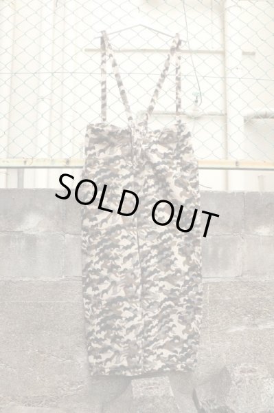 画像6: 【NOZOMI ISHIGURO ノゾミイシグロ】カモ柄調サスペンダー付きパンツ (6)