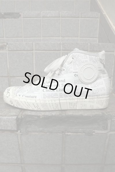 画像3: 【JOHN GALLIANO ジョンガリアーノ】 ニュースペーパー柄レザーハイカットスニーカー (3)