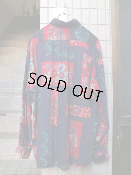 画像2: 【KENZO ケンゾー】 総柄デザインレーヨンシャツ (2)