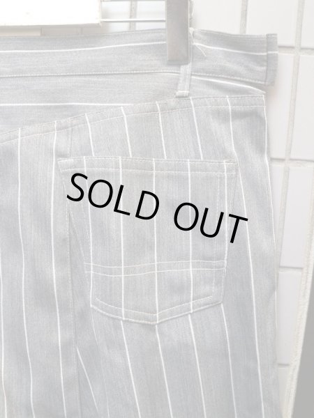 画像4: 【NOZOMI ISHIGURO Haute Couture ノゾミイシグロ】 ストライプ柄サルエルパンツ GRAY (4)