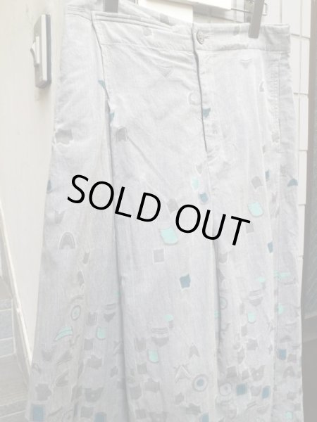 画像3: 【matohu まとふ】 刺繍アシンメトリーワイドパンツ (3)