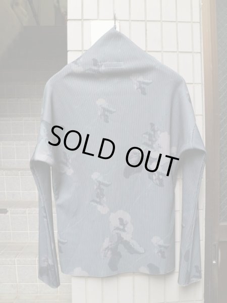 画像2: 【BALMUNG バルムング】 グラフィック柄ハイネックタートルトップス (2)