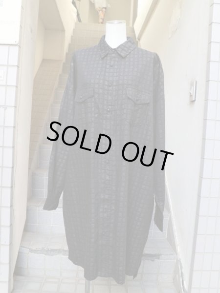 画像6: 【IKUMI イクミ】 東京 総プリントビッグシャツ シャツワンピース (6)