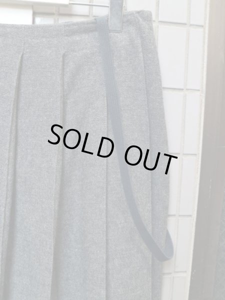 画像4: 【sneeuw スニュウ】 ハーフプリーツジャンパースカート (4)